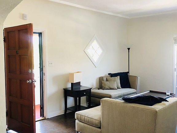4th image of 234 N Cordova St APT 3