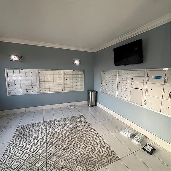 5220 Brittany Dr S #803 — Photo 43