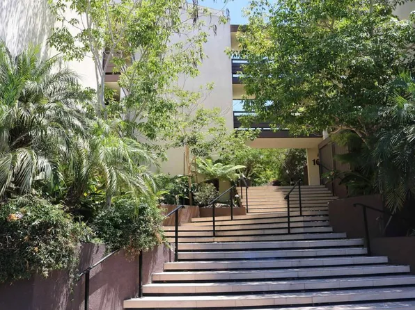 1615 Hotel Cir S, San Diego, CA