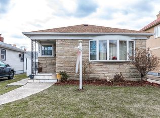 7822 264th St, Floral Park, NY 11004