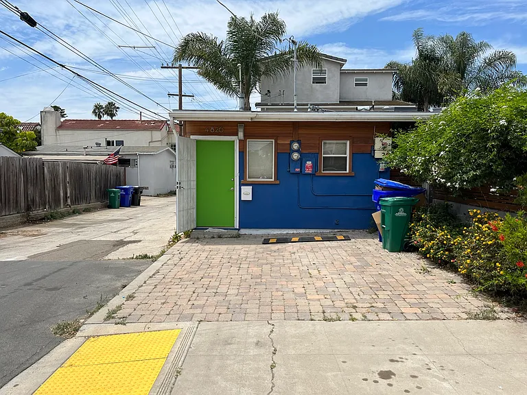 4828 Dawes St — Photo 15