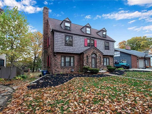 2nd image of 466 College Ave