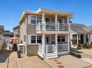 318 E Hollywood Ave #1, Wildwood Crest, NJ 08260