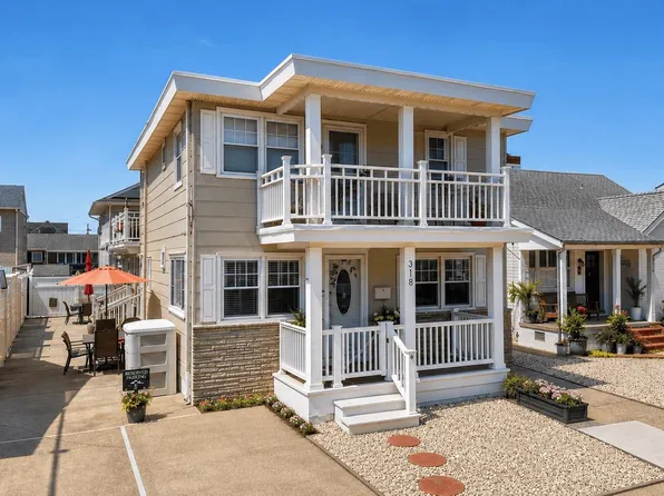 318 E Hollywood Ave #1, Wildwood Crest, NJ 08260