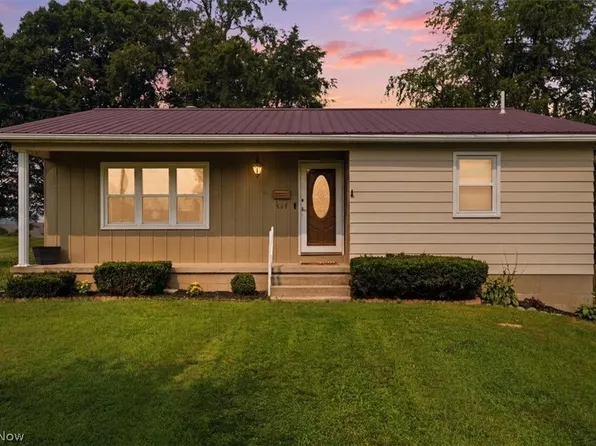 605 Snyder Dr, Loudonville, OH 44842