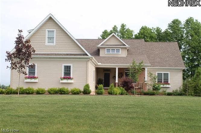 1st image of 221 Cross Creek Dr NW