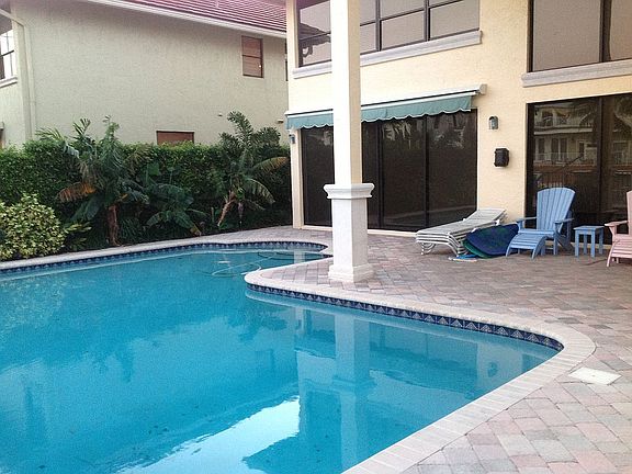 5th image of 3750 NE 30th Ave