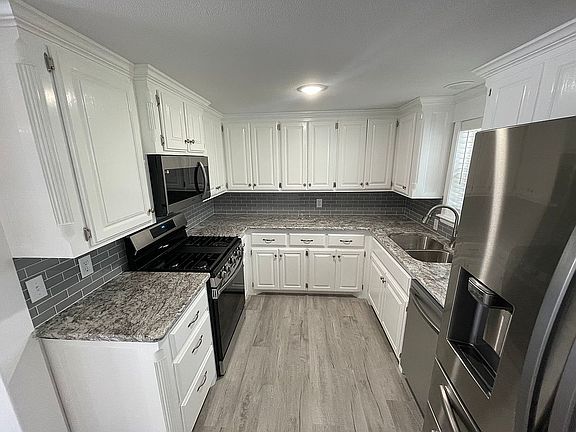 3rd image of 708 NW White St