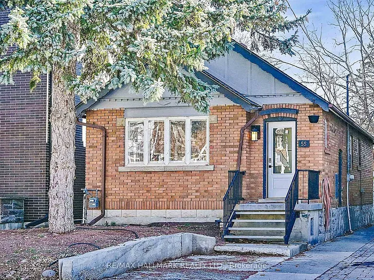 55 Banff Rd — Photo 1