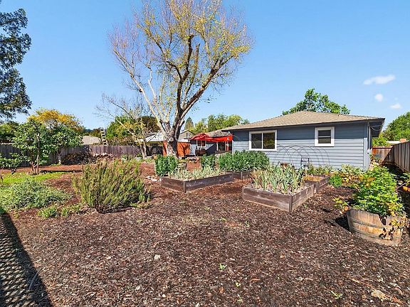 4th image of 4720 Granada Drive