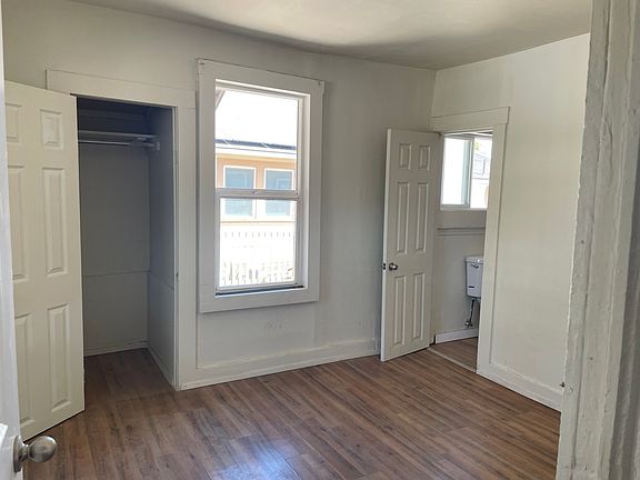 5th image of 210 Jefferson St