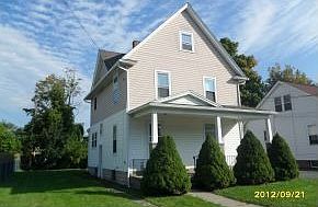 1st image of 15 Bromley Ave