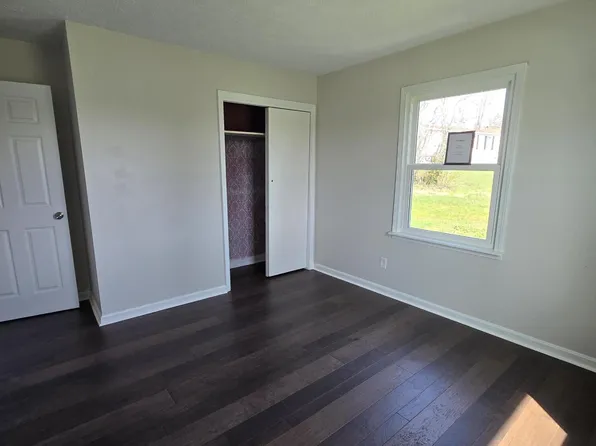 449 Keene Troy Pike, Versailles, KY 40383