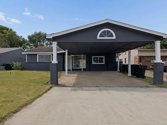 2nd image of 3313 Proswimmer St