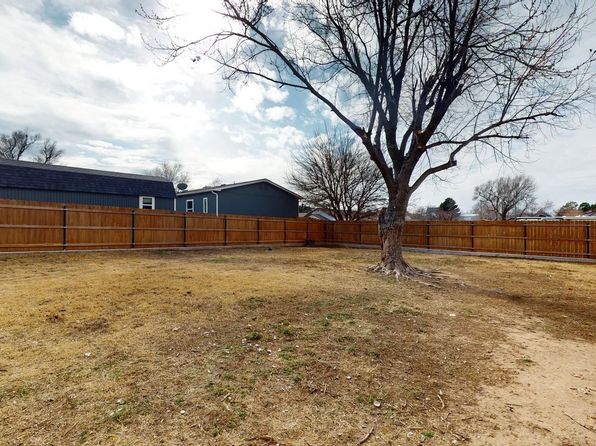 402 S Ellis St, Shattuck, OK 73858
