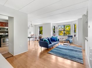 415 Carlton Ave APT D, Brooklyn, NY 11238