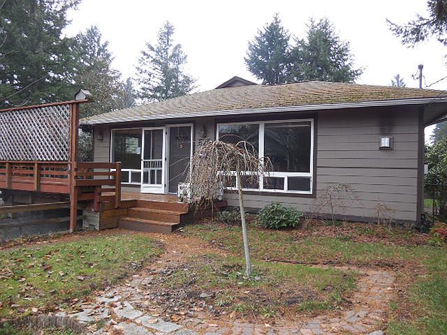1st image of 520 Eskridge Way SE