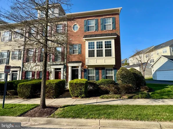 23764 Clarksmeade Dr, Clarksburg, MD 20871