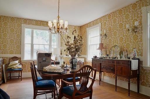 4th image of 46 Dearborn St