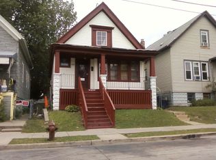 2460 S 6th St, Milwaukee, WI 53215