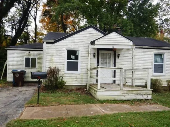 6 Burdale Ct, Saint Louis, MO 63135