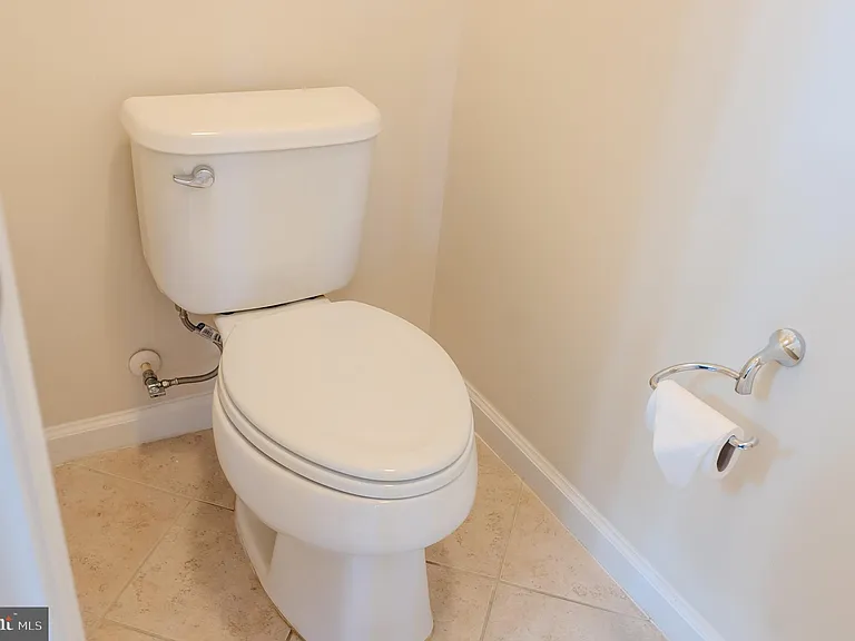 726 Millhouse Dr — Photo 31