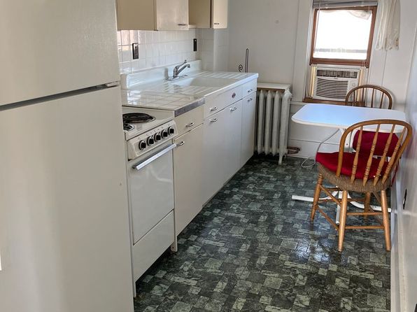 611 W 1st St #5