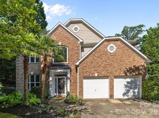 13934 Kings Carriage Ln, Charlotte, NC 28278