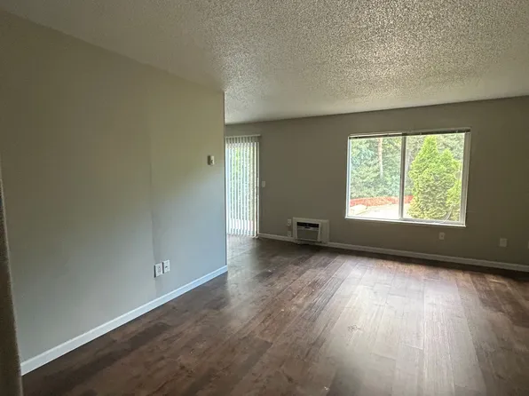 5269 SW Scholls Ferry Rd #5269, Portland, OR 97225
