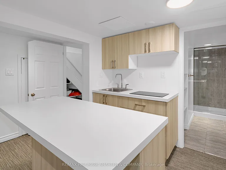 146 Cranbrooke Ave #BSMNT — Photo 10
