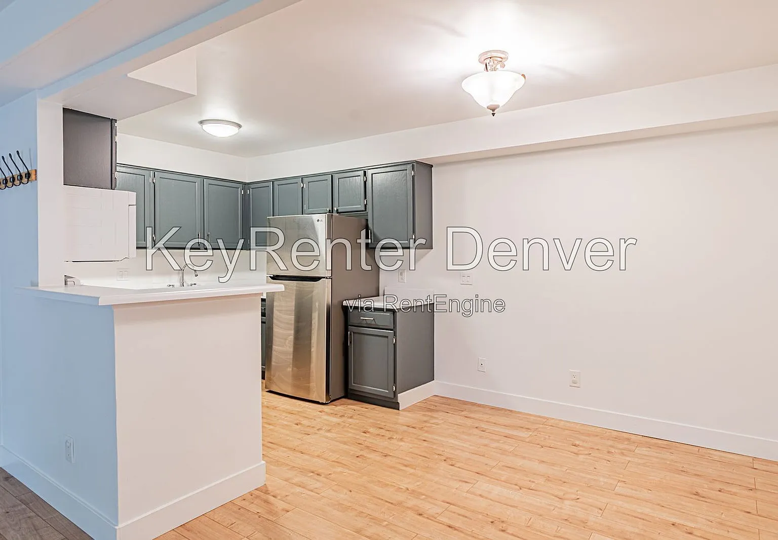 3305 S Ammons St — Photo 4