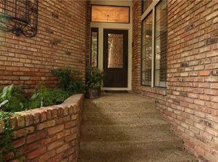 14011 Highmark Sq, Dallas, TX 75254