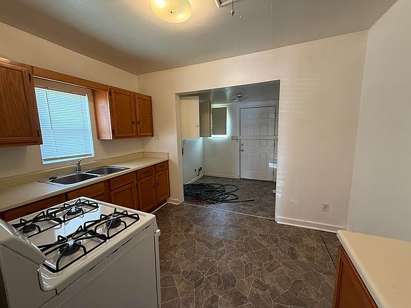 5th image of 3690 St Helena Street #1955 Hale