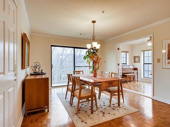 5th image of 27302 Plantation Dr NE #302