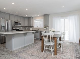 104 Robin Hood Drive, Exeter, NH 03833