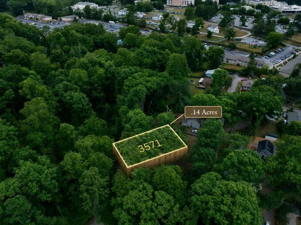 99999 Knauth Rd Lot 10, Asheville, NC 28805