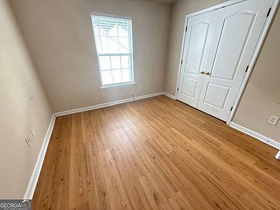 2nd image of 252 Darbys Crossing Ct