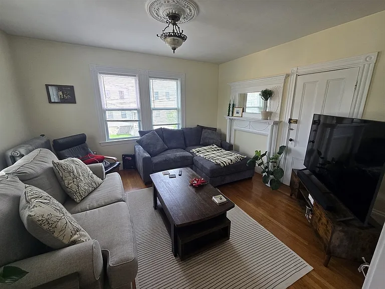 60 Dustin St #2 — Photo 3