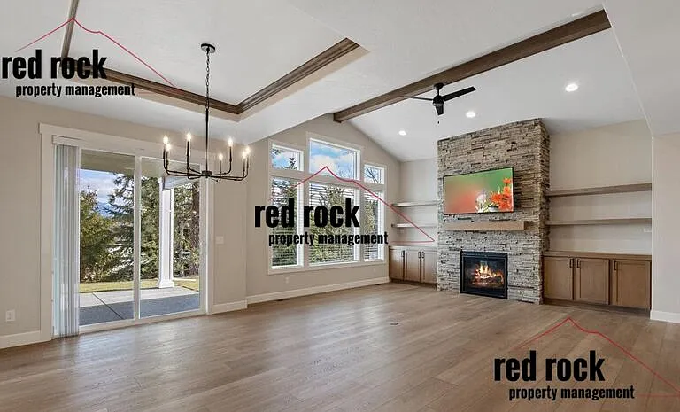 5022 S Hillcrest Ln — Photo 1
