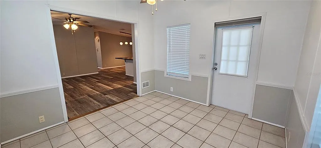 2 bed, 2.0 bath, 1175 sqft, $1,300 — Photo 4