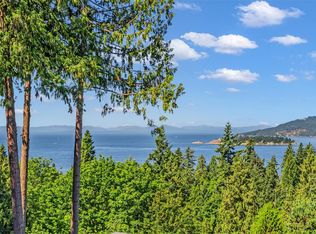 5317 Montiverdi Pl, West Vancouver, BC V7W 2W8