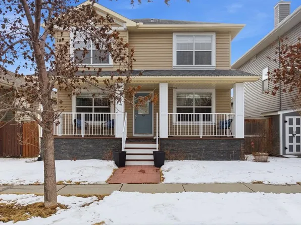 124 NE Prestwick Estate Way SE, Calgary, AB T2Z 3M2