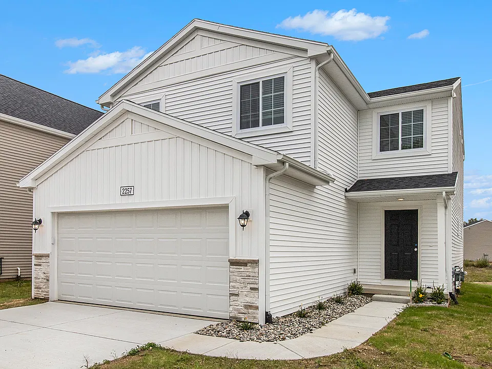 2220 Macatawa Ln #PKR011