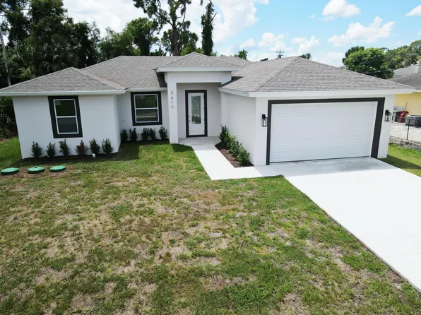 2617 10TH Street W, Lehigh Acres, FL 33971