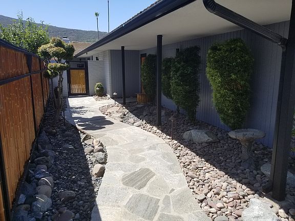 2nd image of 1447 La Linda Dr