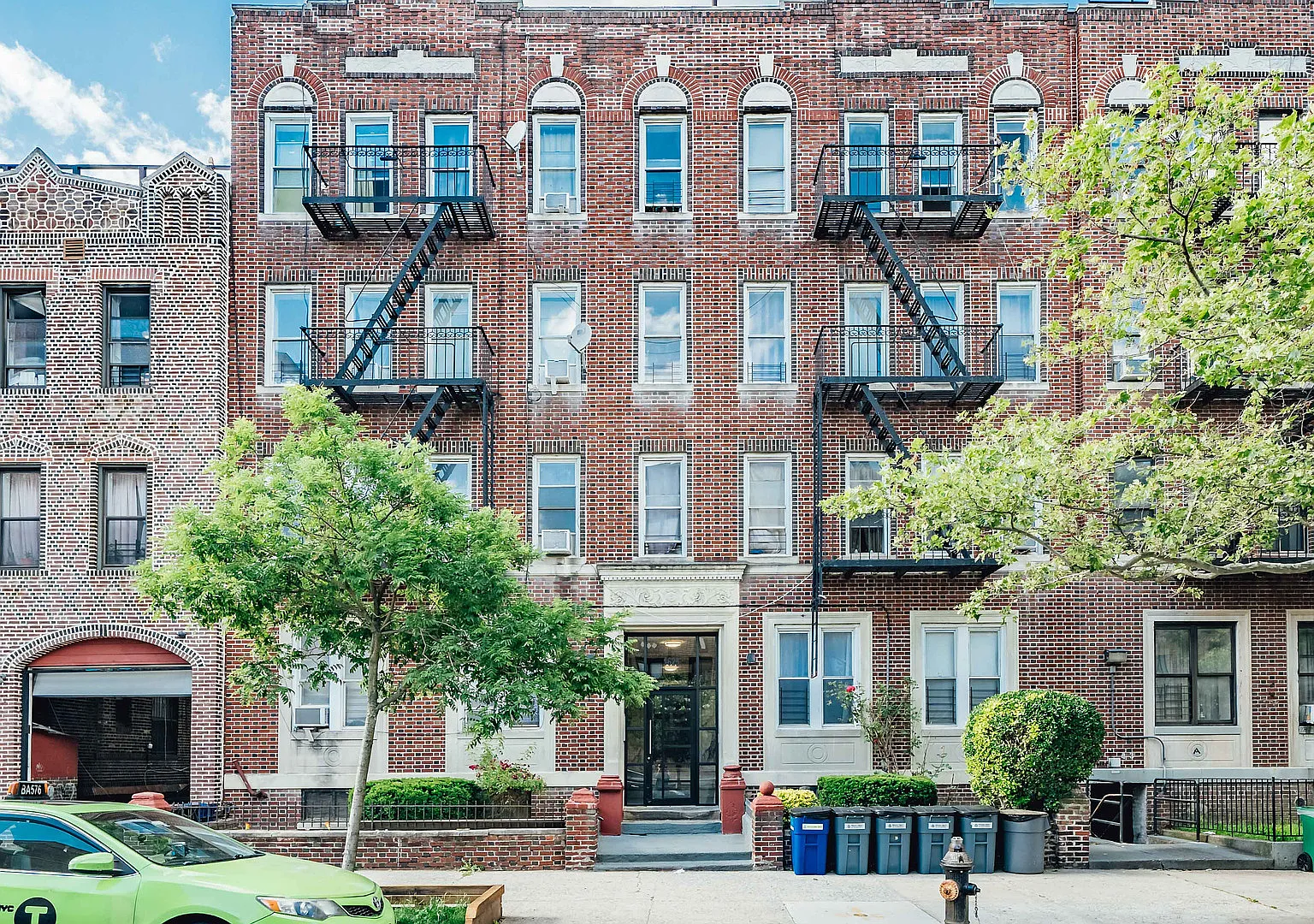 1625 Park Place — Photo 4