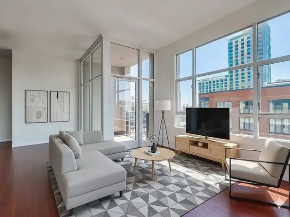 530 K St Unit 1112, San Diego, CA 92101