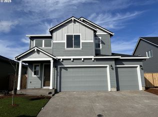 2464 W 7th Ave, Junction City, OR 97448