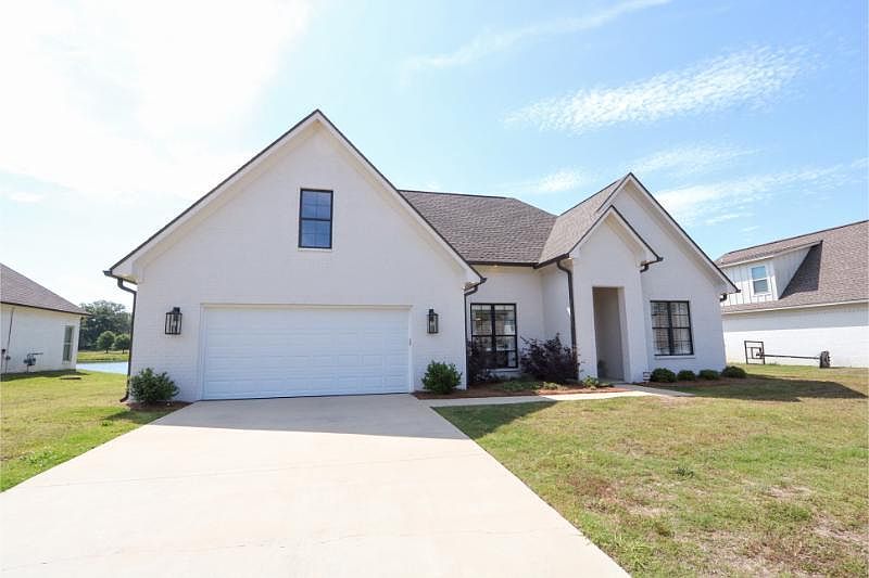 1st image of 170 Ridgeway Dr