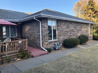 2045 S Kentwood Ave, Springfield, MO 65804